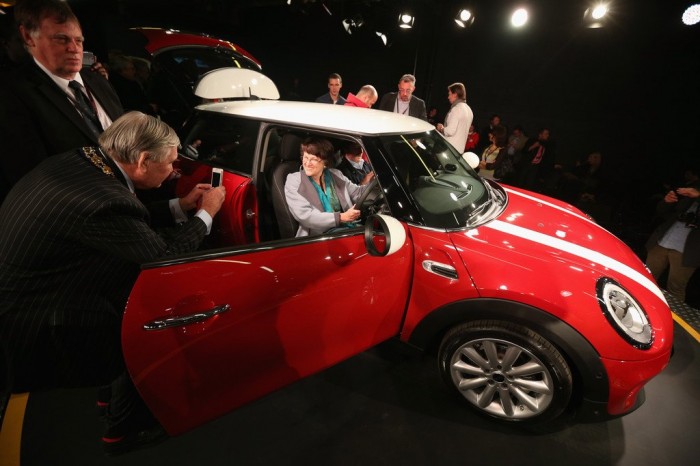 BMW has introduced a new generation of MINI Cooper