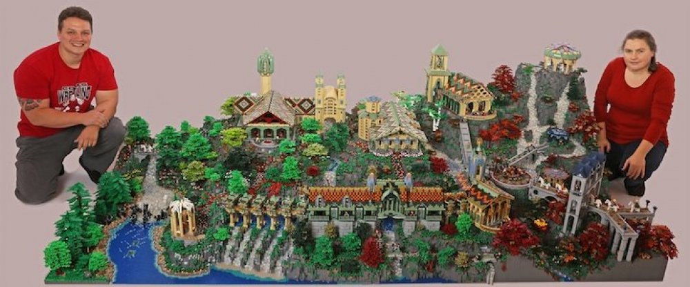 Форпост за мотивами & laquo; Володаря Кілець & raquo; з 200 тисяч LEGO-деталей