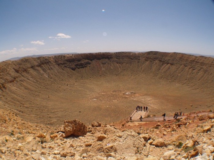 The Barringer Crater is the world's largest meteorite crater