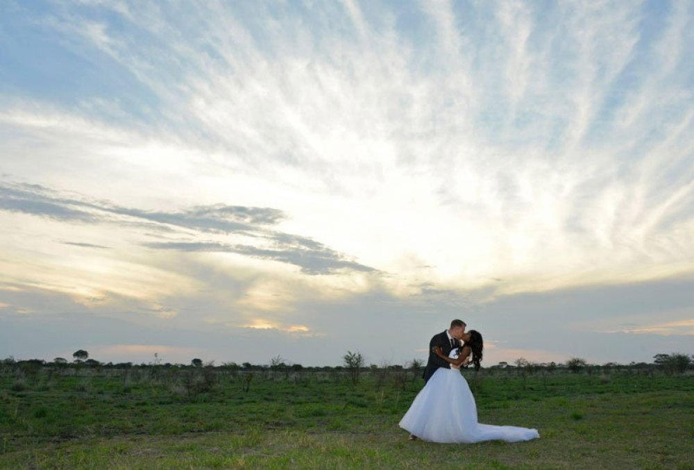 Safari-wedding in Zimbabwe