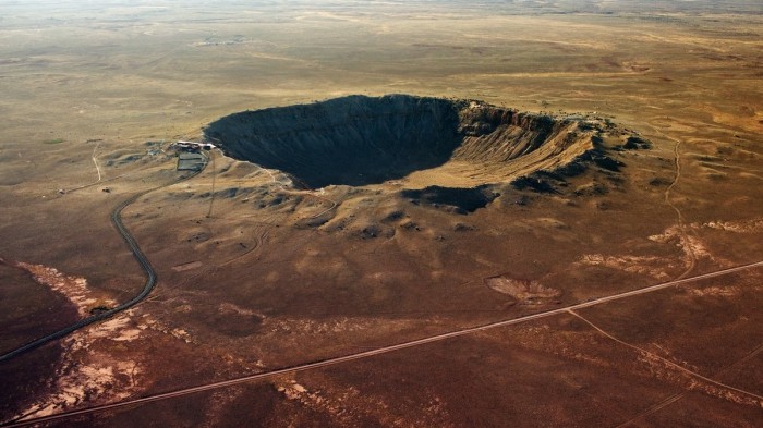 The Barringer Crater is the world's largest meteorite crater