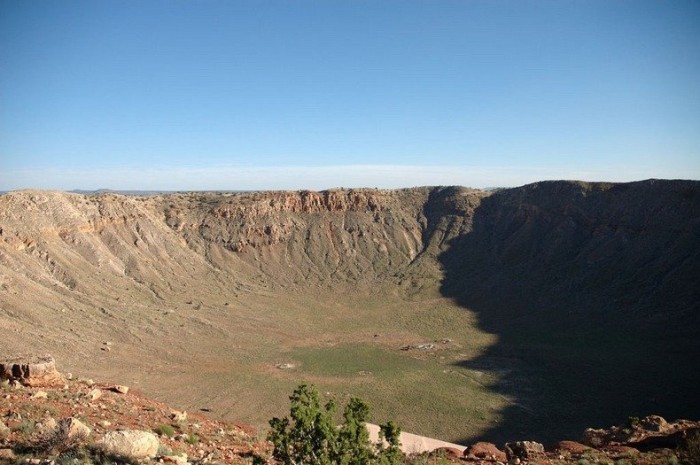 The Barringer crater is the world's largest meteorite crater