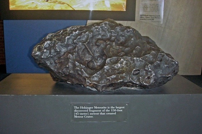 The Barringer Crater is the world's largest meteorite crater