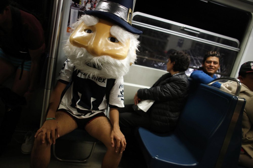 & laquo; Without pants in the Metro 2014 & raquo;