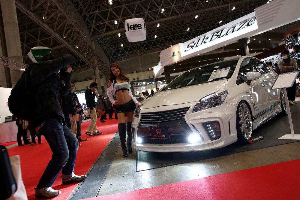 Tokyo Motor Show 2014: Innovation, Sports and Girls