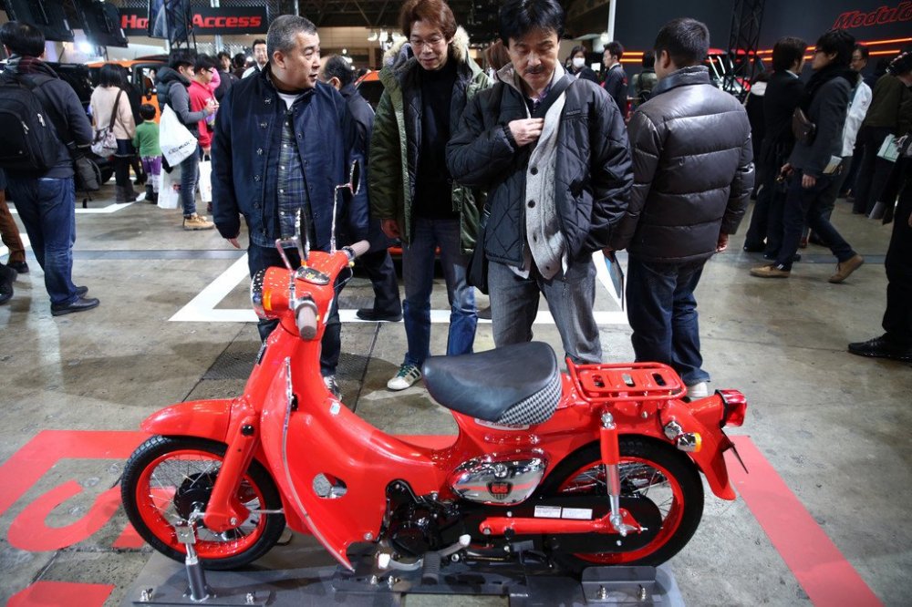 The Tokyo Motor Show 2014: Innovation, Sports and Girls