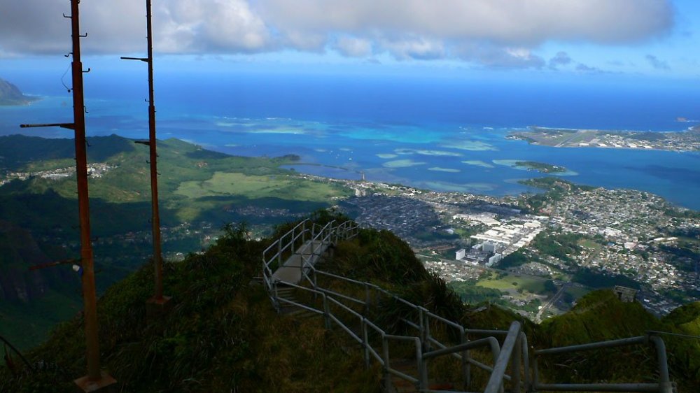 Four thousand steel steps to the Hawaiian panoramas
