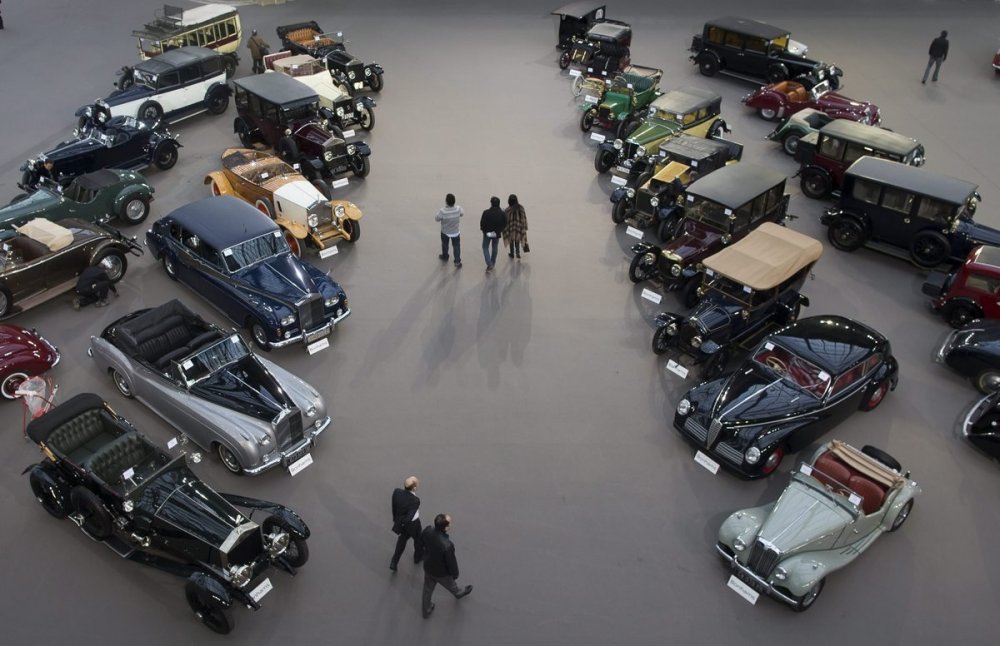 Retro Cars Exhibition in Paris & Retromobile Week Classic Car Auction & raquo;