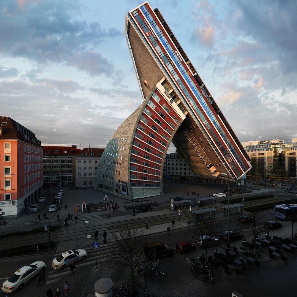 Victor Enrich and its Variable Architecture