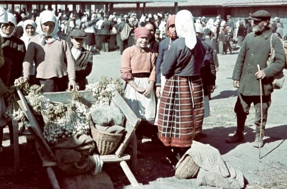 Color photos of Ukraine in the years 1942-43