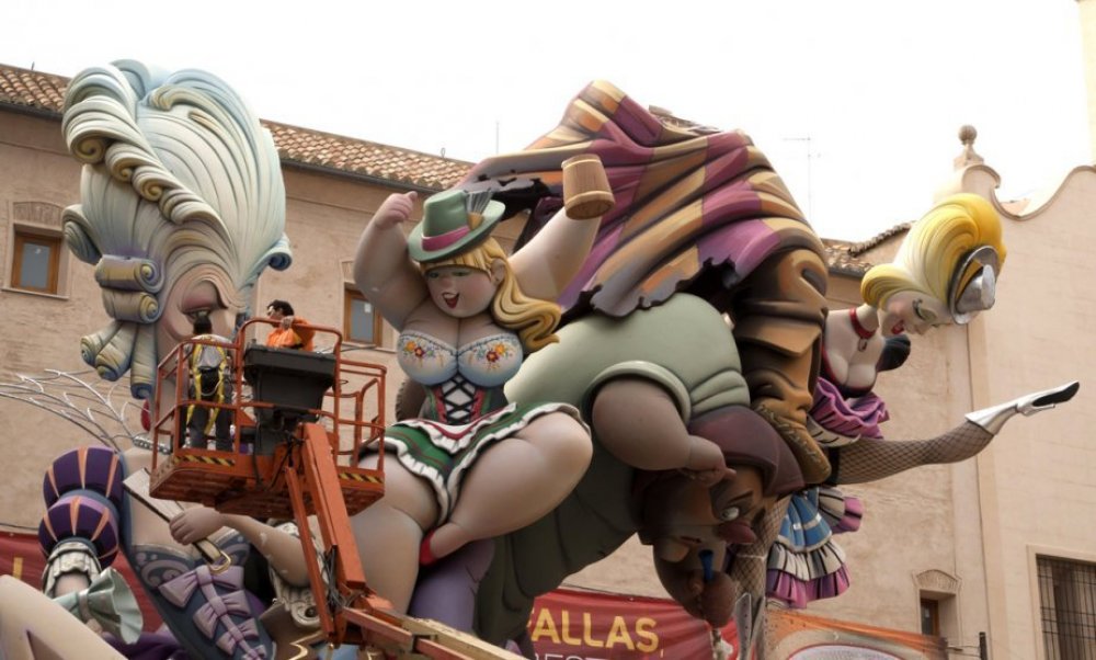 Фестиваль Las Fallas в Испании