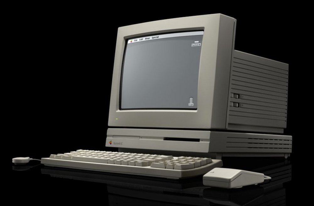 Apple & Thirty Years Mac