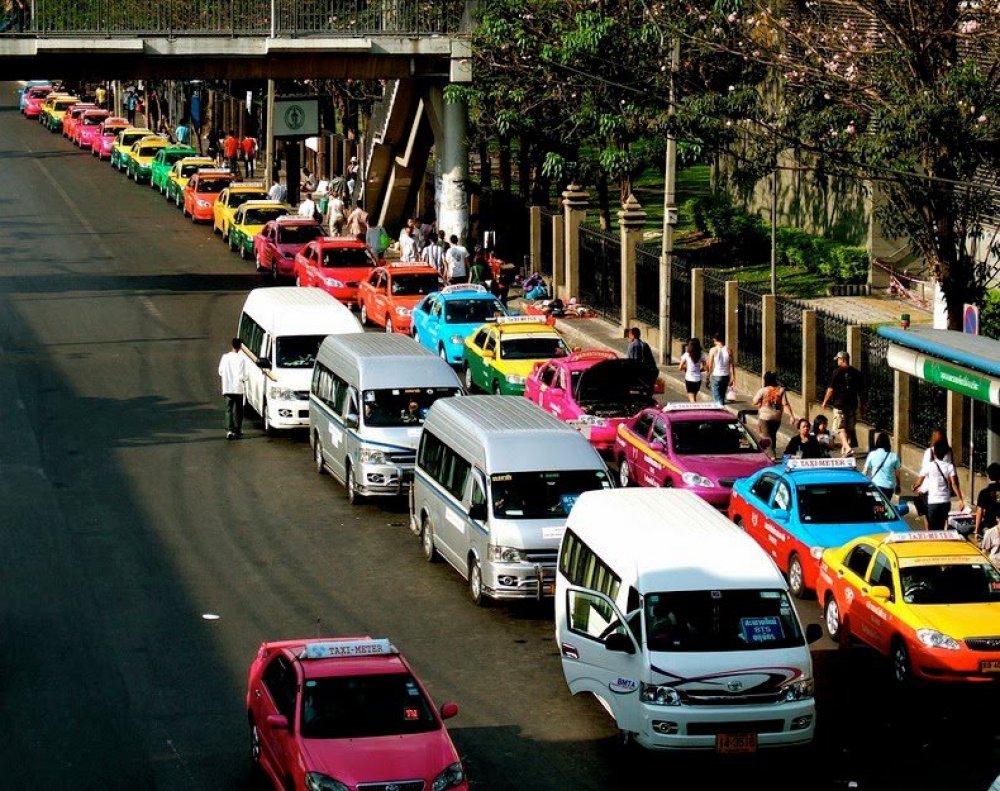 The colorful transport of Bangkok