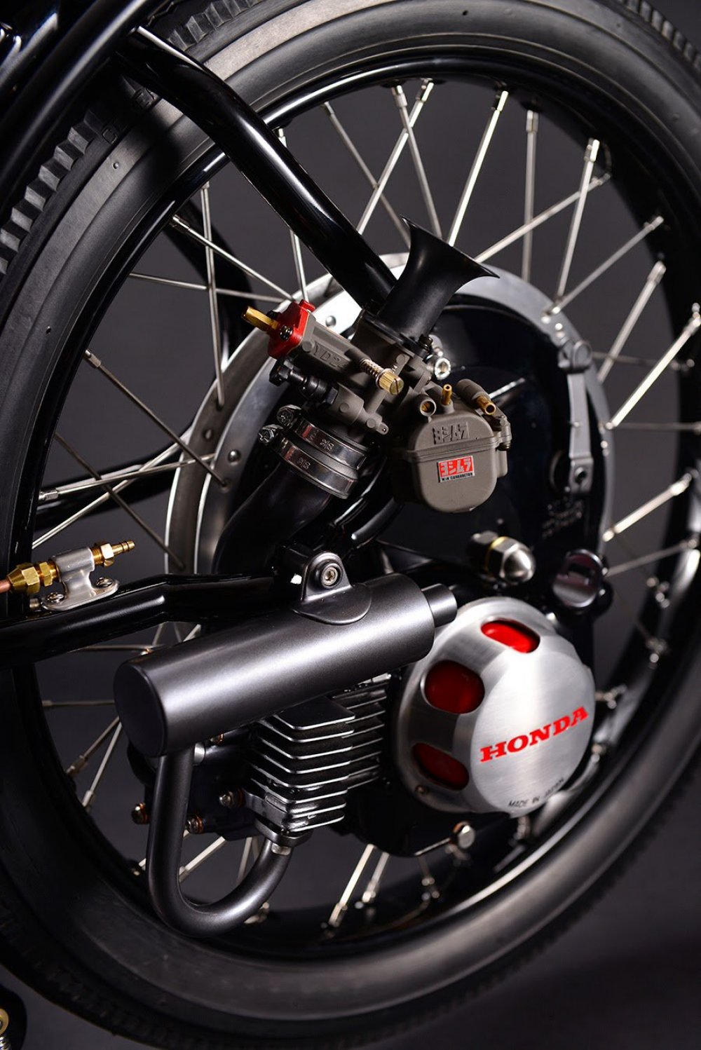 Elegant minimalism of a motorcycle from Chicara Nagata