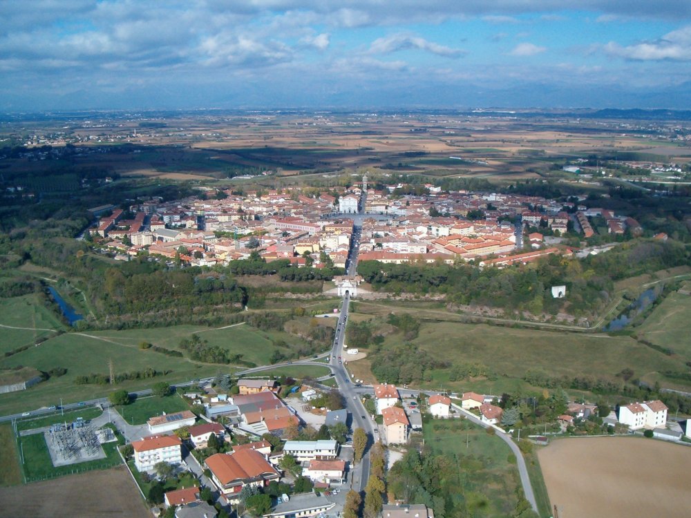 Palmanova & symmetrical city-fortress in Italy