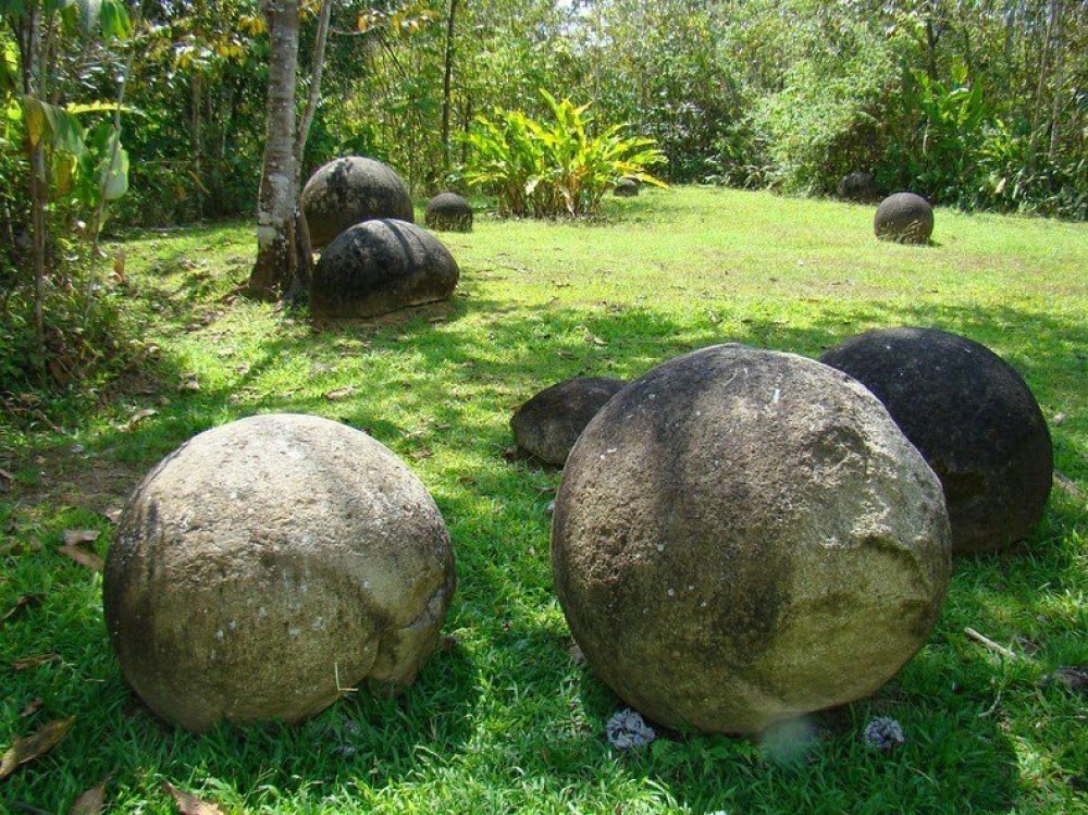 Mysterious stone balls in Costa Rica