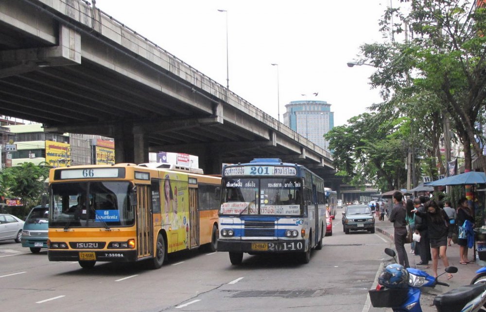 The colorful transport of Bangkok