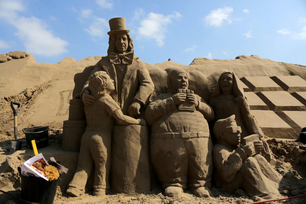 Festival of sand sculpture in the UK