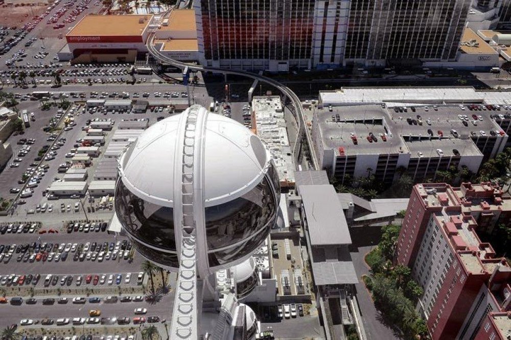 The World's Largest Ferris Wheel in Las Vegas