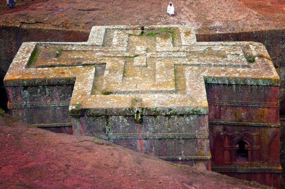Тринадцать скальных храмов Лалибэлы