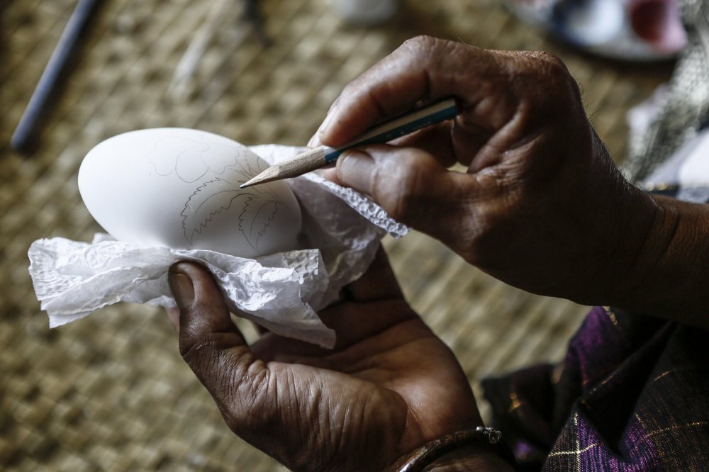 Painted eggs in Balinese