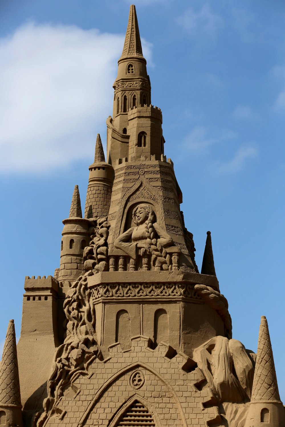 Festival of sand sculpture in the UK