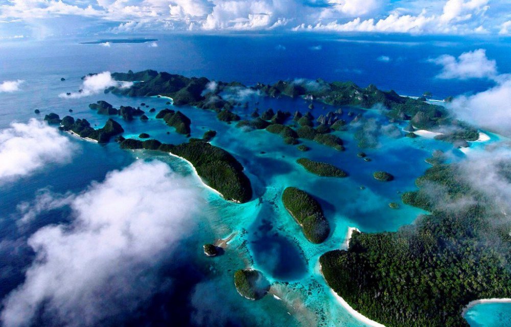 Paradise Islands Raja-Ampat