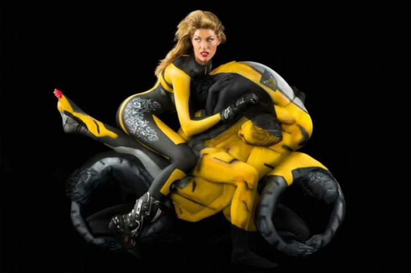 The amazing body painting of Trina Merry (Trina Merry)