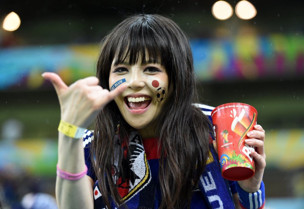 World Cup 2014: Beauty-cheerleader