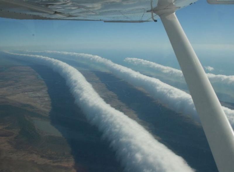 10 захватывающих фото облаков, которые в природе бывают очень редко