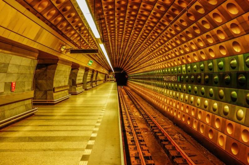 Магия симметрии метро