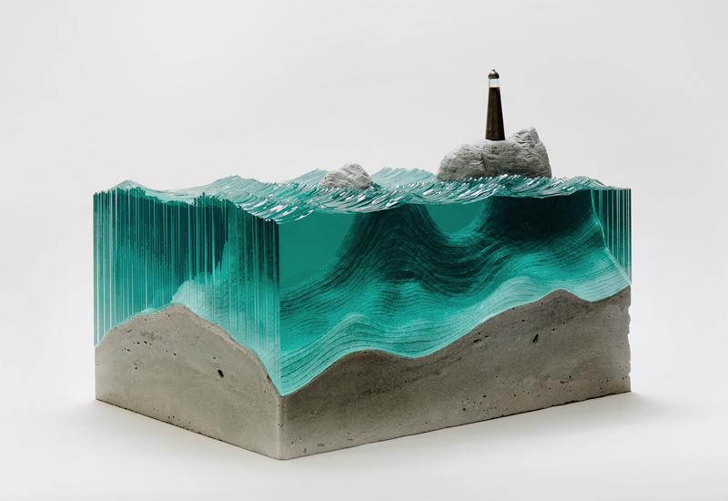 Fantastic sculptures by Ben Young: sea waves from sheet glass
