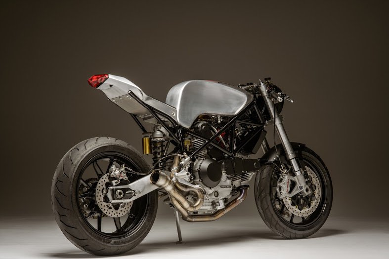 Кастом-стритфайтер Ducati 900SS