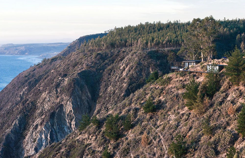 Till House - a unique house in the mountains of Chile