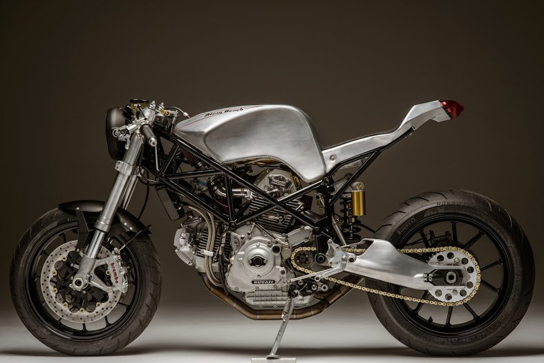 Custom Street Fighter Ducati 900SS