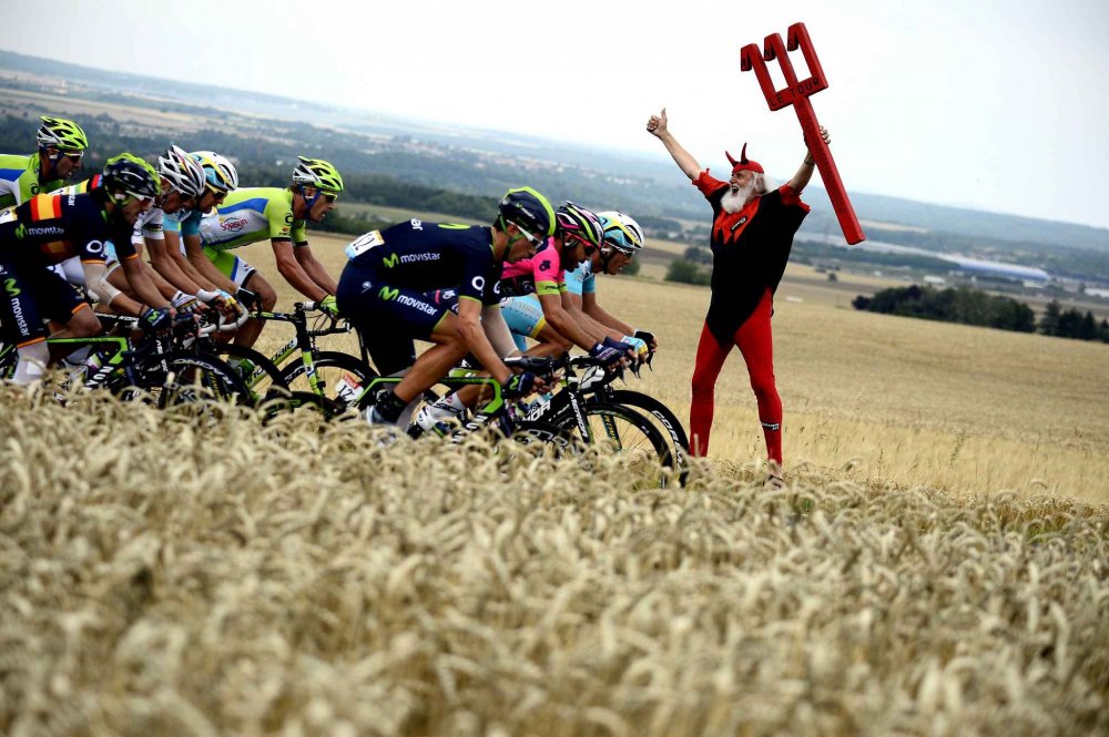 Самые яркие фотографии веломногодневки Tour de France 2014