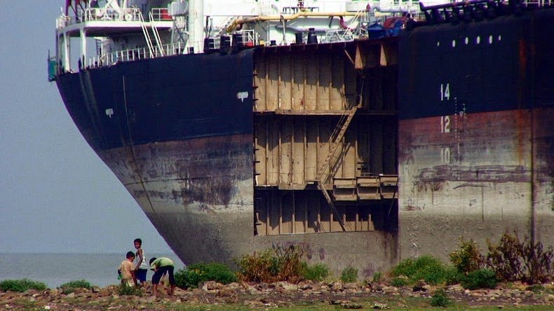 Ships of the Sea in Chittagong