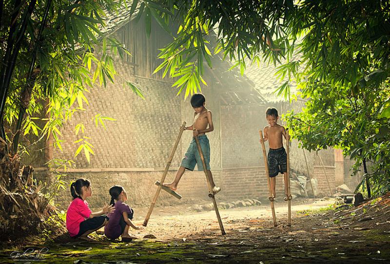 30 stunning photos of playing children from around the world