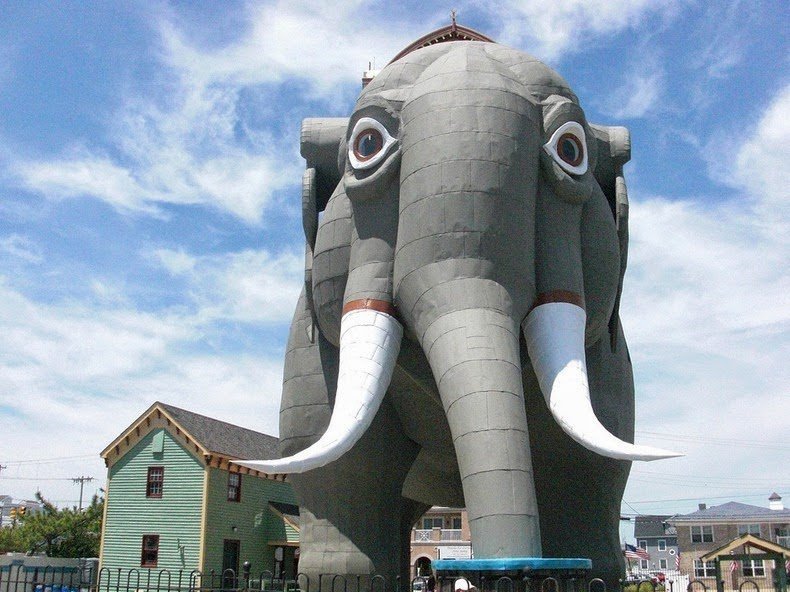 Six-story elephant Lucy