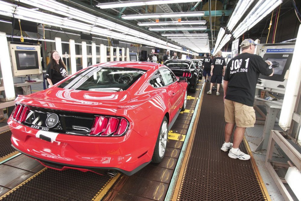 Announced serial production of the Ford Mustang 2015