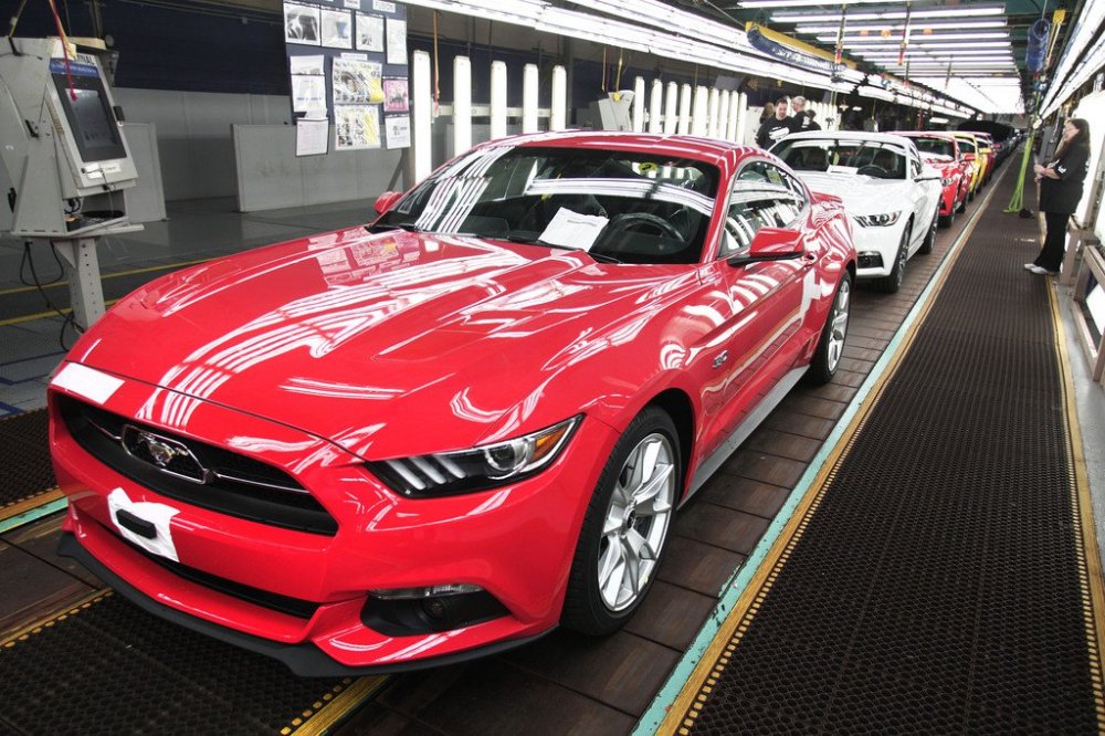 Announced serial production of the Ford Mustang 2015