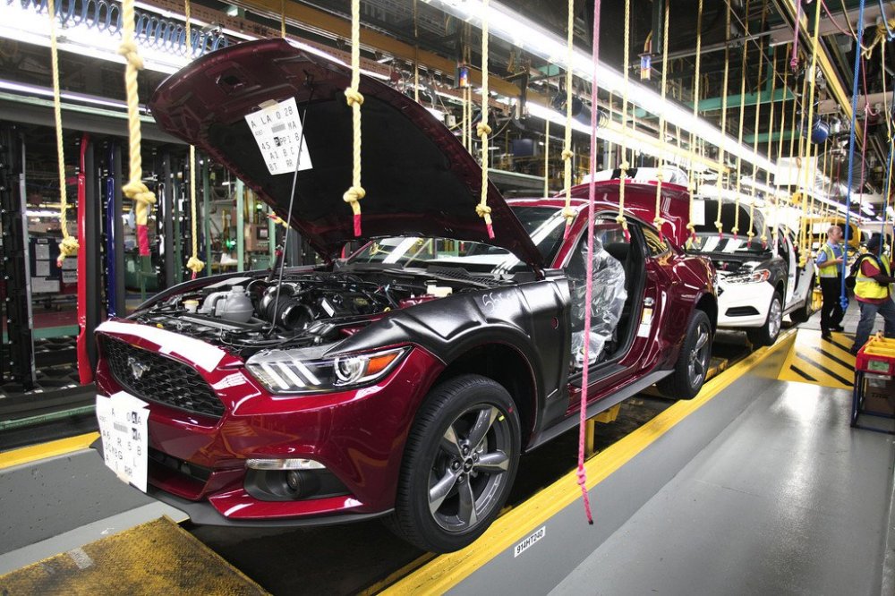 Announced serial production of Ford Mustang 2015