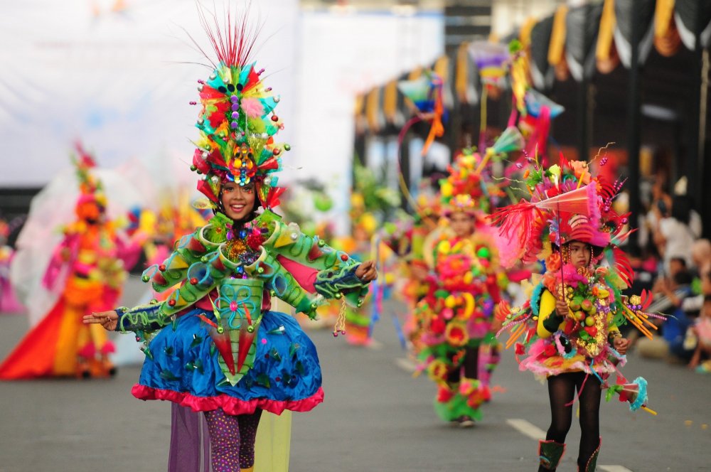 Карнавал моди Jember Fashion Carnaval в Індонезії