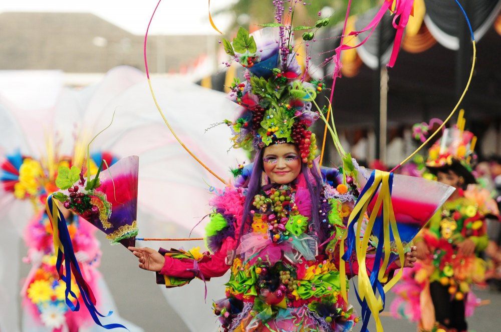 Карнавал моди Jember Fashion Carnaval в Індонезії