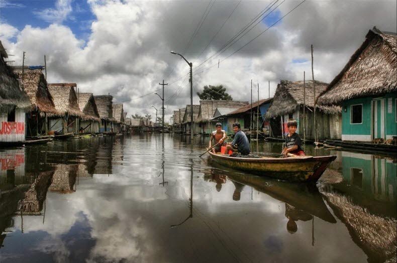 Iquitos is the world's largest city that does not reach by land