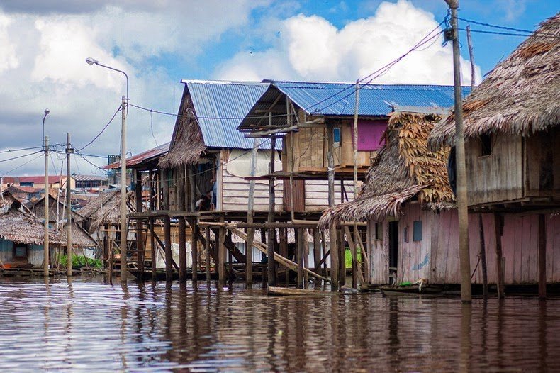 Iquitos is the world's largest city that does not reach by land