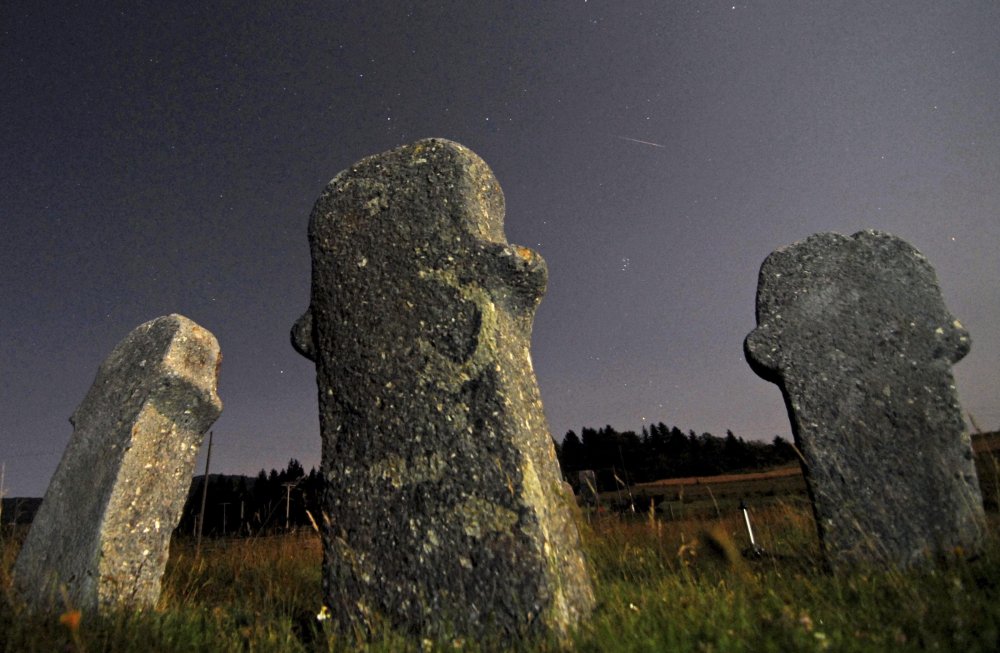 Perseids: star rain from Perseus