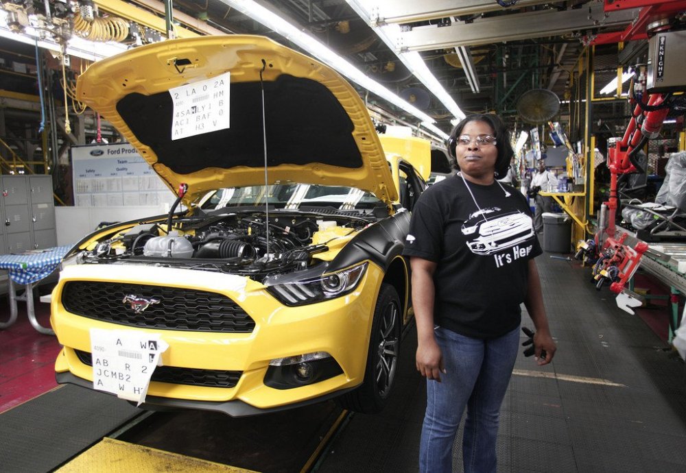 Анонсирован серийный выпуск Ford Mustang 2015