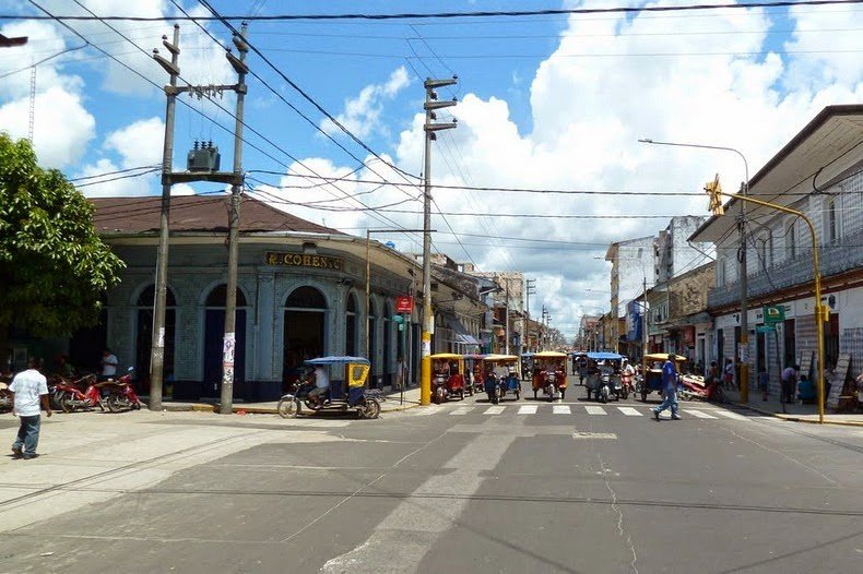 Икитос - самый большой в мире город, куда не добраться по суше