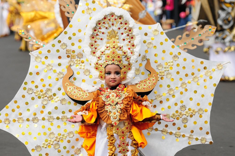 Карнавал моды Jember Fashion Carnaval в Индонезии